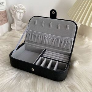 1pc Portable Leather Jewelry Box For Bracelets, Necklaces, Earrings And Rings Storage Black