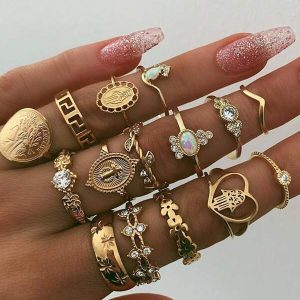 15pcs Vintage Ring Set, Including Cross, Floral, Palm Pattern Rings Gold